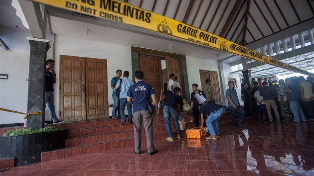 tonk zranil v indonskm kostele tyi vc (11.2.2018).