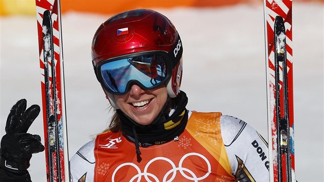 esk lyaka Ester Ledeck v cli olympijskho superobho slalomu.