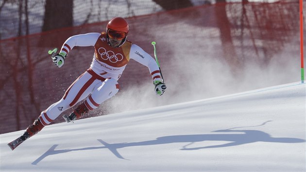 Rakousk lya Marcel Hirscher bhem sjezdu v olympijsk superkombinaci.