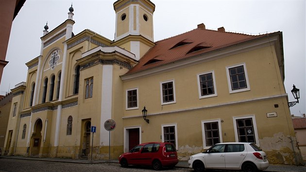 Souasn pohled na ateckou synagogu