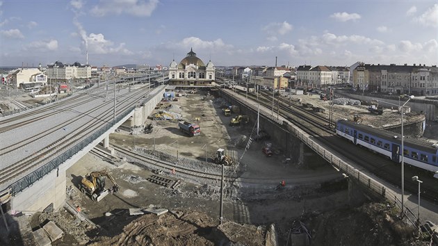 Posledn vhled z budovy stavdla zvanho Radbuza na centrln vlakov ndra. (14. 2. 2018)