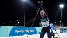 V CÍLI. Anastázia Kuzminová v euforii - práv� vbojoval olympijské st�íbro ve...