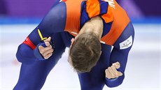 Nizozemský rychlobrusla Kjeld Nuis jakoby nemohl uvit, e je olympijským...