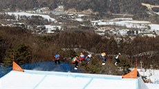 Olympijské kvalifikace muského snowboardcrossu v jihokorejském Pchjongchangu....