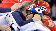 ZLATO. Korejská rychlobruslařka Čche Min-čong zvítězila v olympijském short...