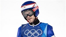 Čech Roman Koudelka po finálovém skoku na velkém můstku v olympijském závodu...