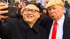 Kim a Trump. Spolené selfie dvojník v Soulu okovalo turisty