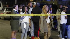Policie vyetuje stelbu bhem masopustního prvodu v New Orleans. (14. února...