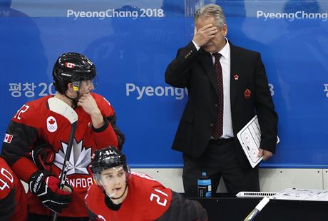 Kanadsk kou Willie Desjardins neme uvit svm om. Jeho tm prv prohrl...