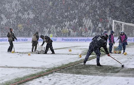 Zpas Juventusu s Atalantou byl kvli snhu odloen.