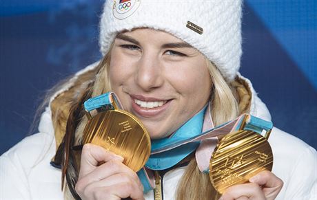 Dvojnásovná olympijská vítzka Ester Ledecká nov získá 4,8 milionu korun, o které se me s týmem podlit.