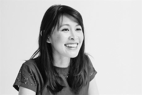 Americká spisovatelka Rachel Khongová