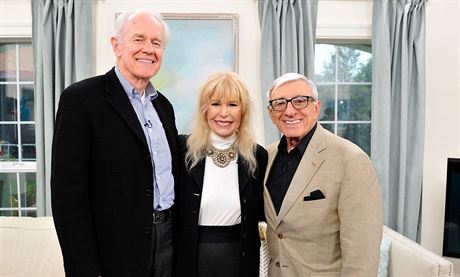 Mike Farrell, Loretta Switov a Jamie Farr (Los Angeles, 17. nora 2017)