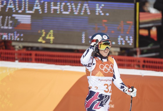 esk reprezentantka Kateina Paulthov v cli olympijskho sjezdu.
