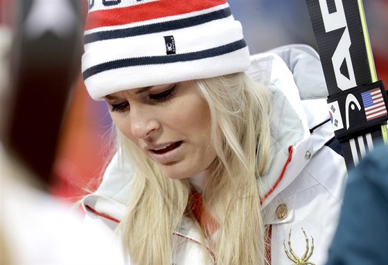 BEZ ÚSMĚVU. Americká lyžařka Lindsey Vonnová po nedokončeném slalomu olympijské...