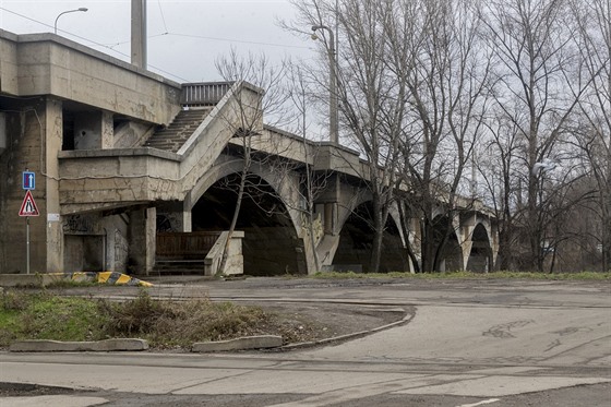 Konstrukce Libeského mostu oslabila místy a o 14 procent.