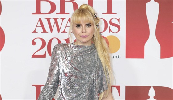 Zpvaka Paloma Faith na Brit Awards (Londýn, 21. února 2018)