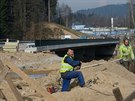Nová silnice za 360 milion mezi Libercem a Jabloncem nad Nisou je u ze 70...