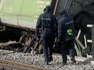 Pratí hasii zasahují v praském Radotín u vykolejeného nákladního vlaku....