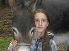 Dvaadvacetilet Michala Zdrubeck se na rodinn Farm Amlka star zejmna o...