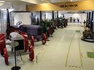 Expozice Jede traktor nabízí přes dvacet typů traktorů v období mezi roky 1917...