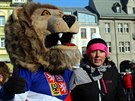 Nám�stí ve Vrchlabí v mrazu vítalo olympioniky (26.2.2018).
