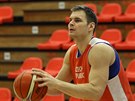 eský basketbalista Jaromír Bohaík bhem tréninku na svtovou kvalifikaci.