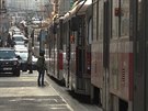 Praskl kolej zastavila tramvaje u praskho Karlova nmst