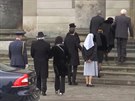 Smutení hosté na pohbu dánského prince Henrika