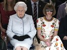 Královna Albta II. a éfka americké mutace magazínu Vogue Anna Wintourová na...