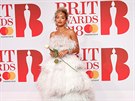Zpvaka Rita Ora na Brit Awards (Londýn, 21. února 2018)