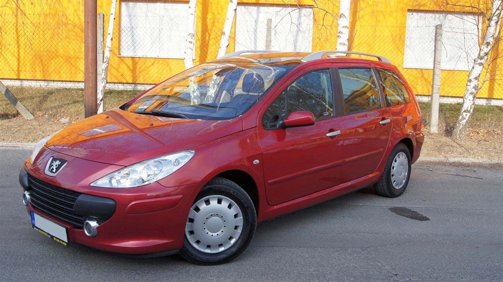 Ojetý Peugeot 307 je průšvihář, je však za dobrou cenu a má levné díly -  iDNES.cz