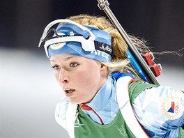 Česká biatlonistka Markéta Davidová v olympijském závodu ve smíšené štafetě....