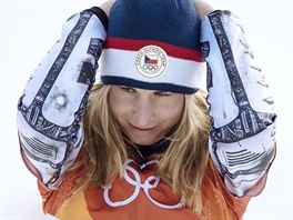 RADOST. esk snowboardistka Ester Ledeck zvtzila v olympijskm paralelnm...