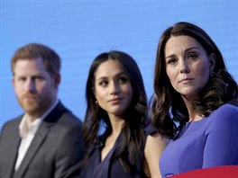 Princ Harry, Meghan Markle a vévodkyn Kate (Londýn, 28. února 2018)