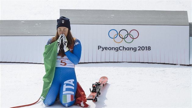 Italka Sofia Goggiaová se stala olympijskou vítězkou ve sjezdu.