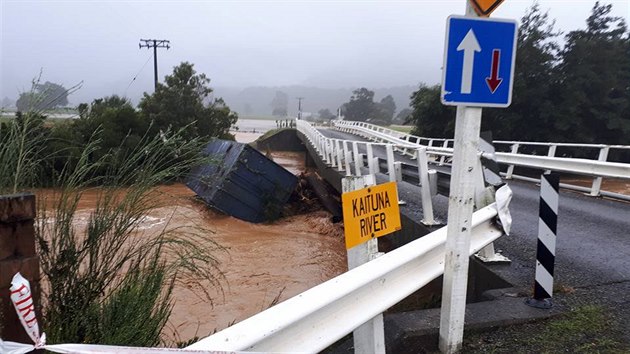 Rozvodněná řeka v novozélandském Bainhamu (20. února 2018).