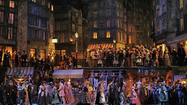 Scéna z Zeffirelliho inscenace Pucciniho Bohémy v Metropolitní opeře