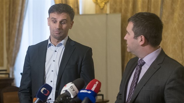 f SSD Jan Hamek ekl premirovi v demisi a fovi ANO Andreji Babiovi, e sociln demokracie je pipravena jt do vldy s hnutm ANO.