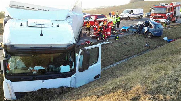 Smrteln nehoda u Holic (21.2.2018).