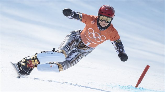 Ester Ledeck pi svm ternm snowboardovm trninku. (20. nora 2018)