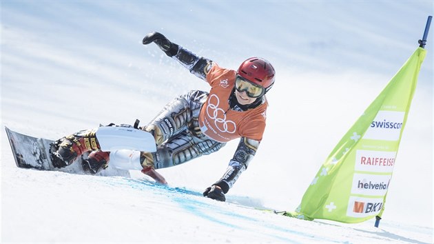 Ester Ledeck pi svm ternm snowboardovm trninku. (20. nora 2018)