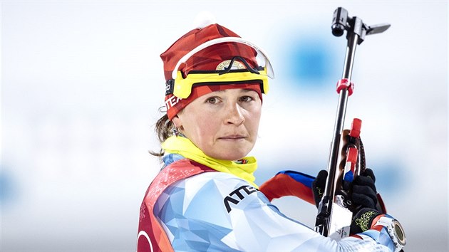 Česká biatlonistka Veronika Vítková v olympijském závodu ve smíšené štafetě. (20. února 2018)