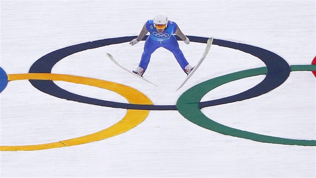 ech Tom Portyk pi olympijskm skoku v tmov souti sdruen. (22. nora...