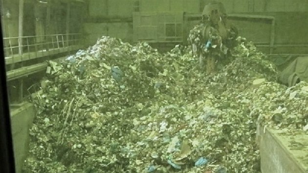 Běžný stav zásobníku v brněnské spalovně odpadu.
