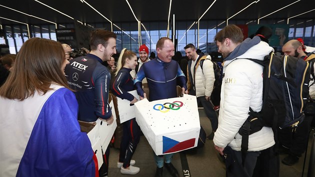 Momentka z pivtn eskch olympionik po olympid v Pchjongchangu na...