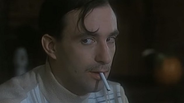 Petr Vacek v seriálu Saturnin (1994)