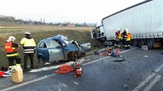 Smrtelná nehoda u Holic (21.2.2018).