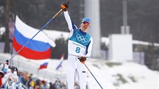 VÍT�Z. Finský b�ec Iivo Niskanen zvít�zil v olympijském závodu na 50 km. (24....