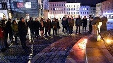 Uctní památky zavradného slovenského novináe Jána Kuciaka a jeho pítelkyn...